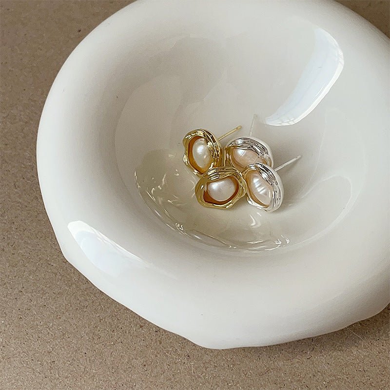 Dorothy Pearl Stud Earrings in Gold