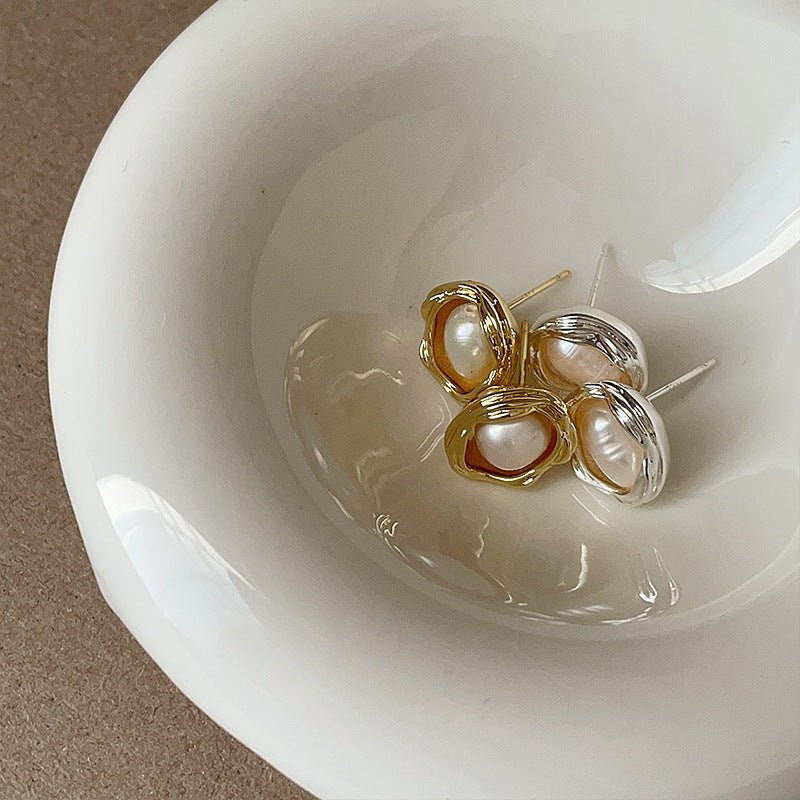 Dorothy Pearl Stud Earrings in Gold