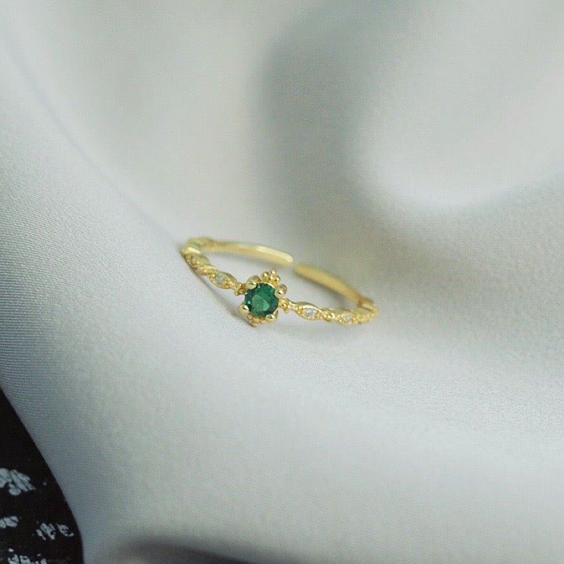 Diana Emerald Ring