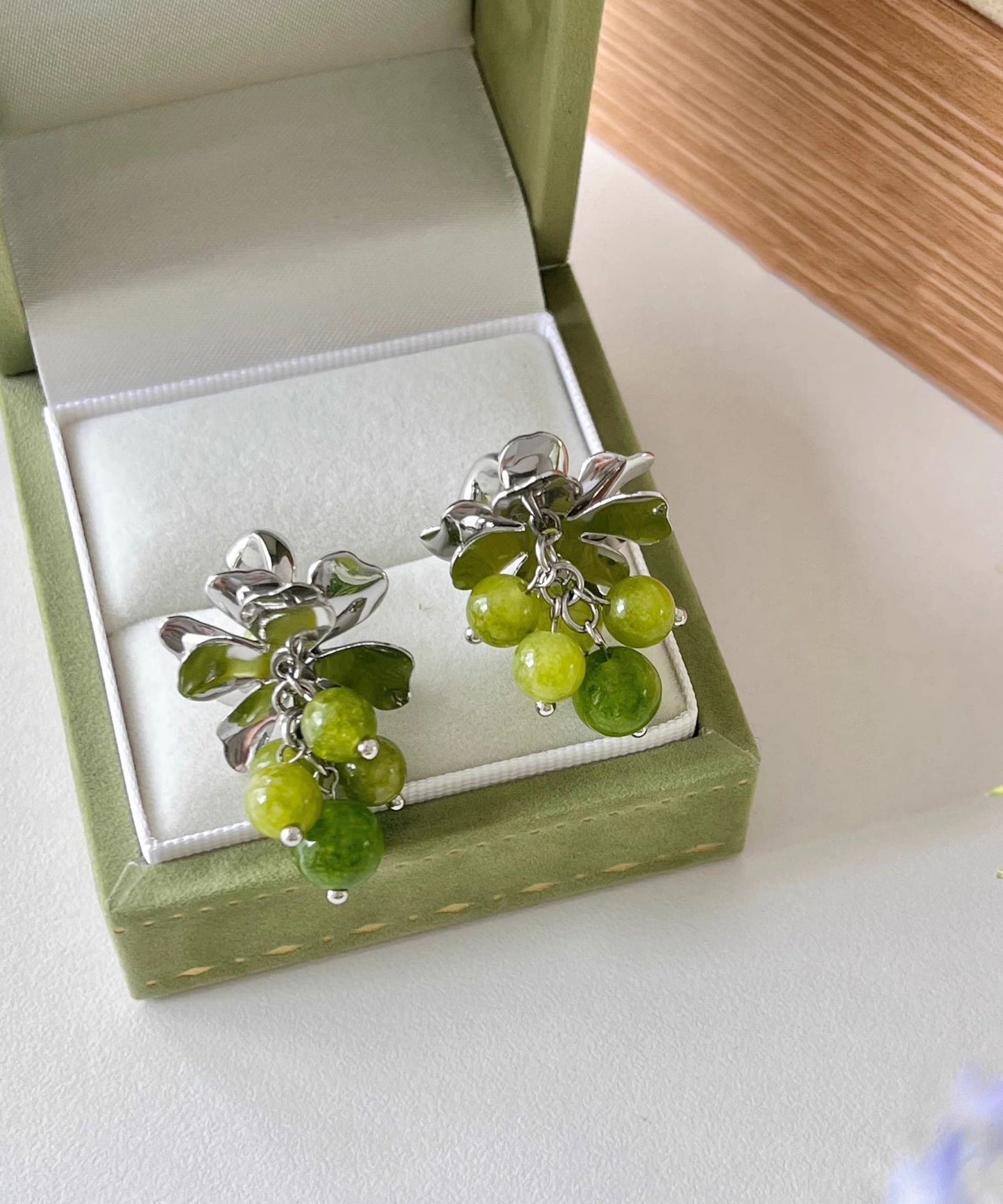 Green Copper Overgild Gem Stone Grape Drop Earrings
