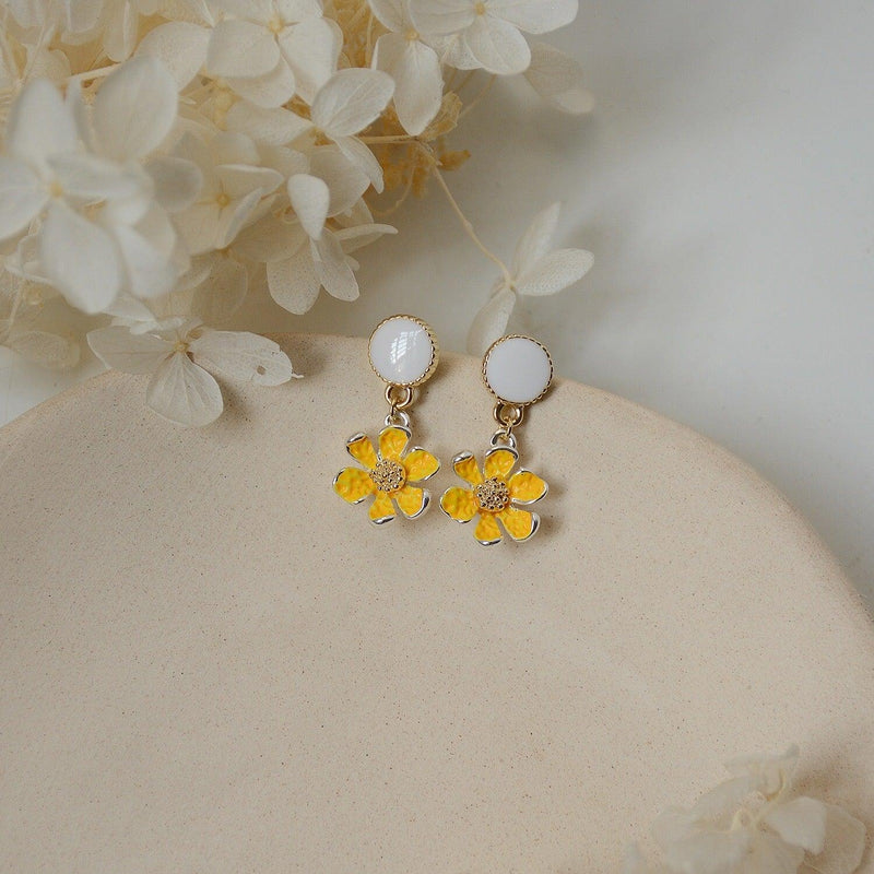 [] Flower Earrings