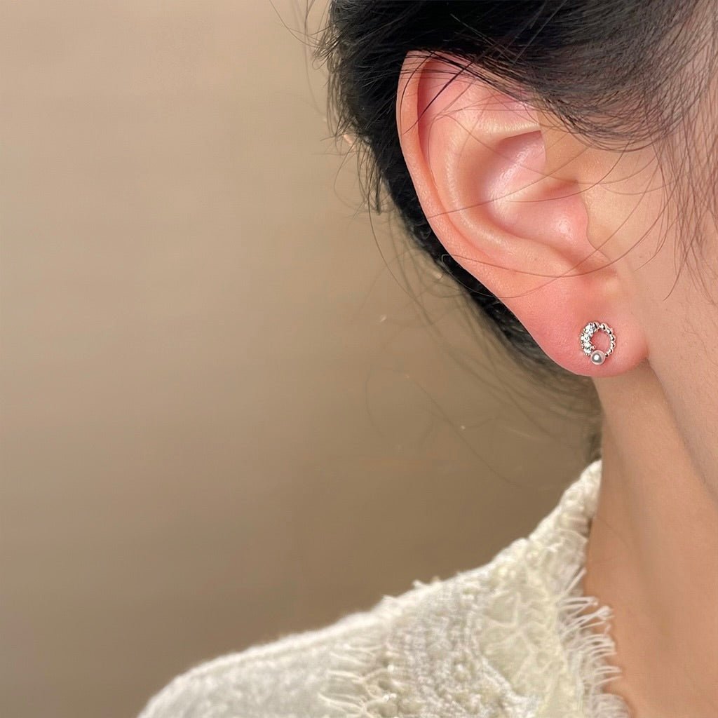 Luna Pearl Earrings