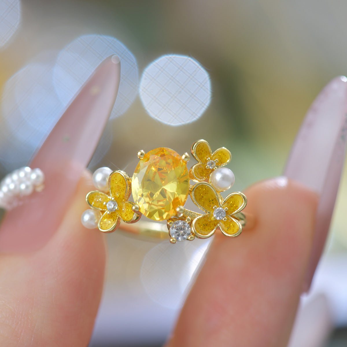 Marigold Citrine Ring