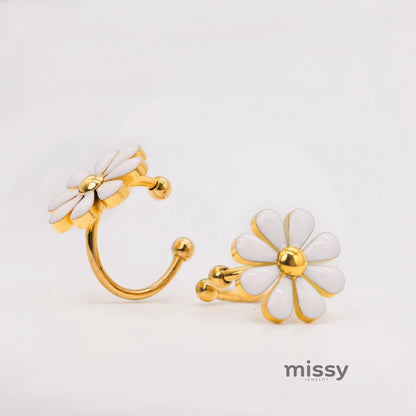 Chyna Daisy Ear Jewels