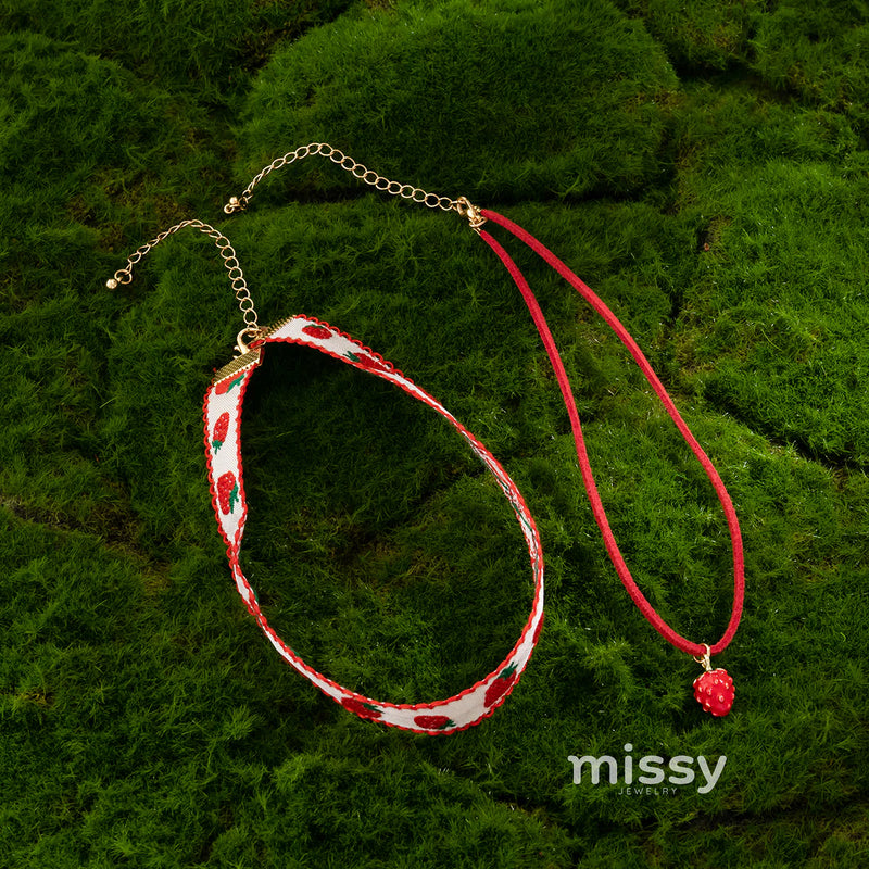 Kambree Strawberry Layered Necklace Set