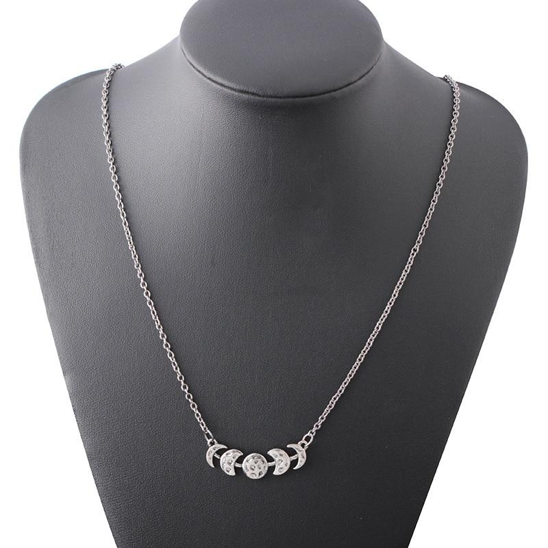 The Moon Cycle Necklace