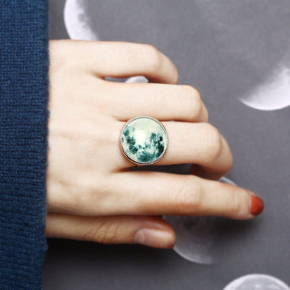 Magical Glow in the Dark Moon Ring