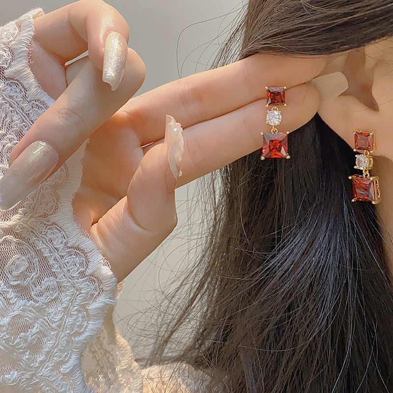 Rouge Princess Earrings