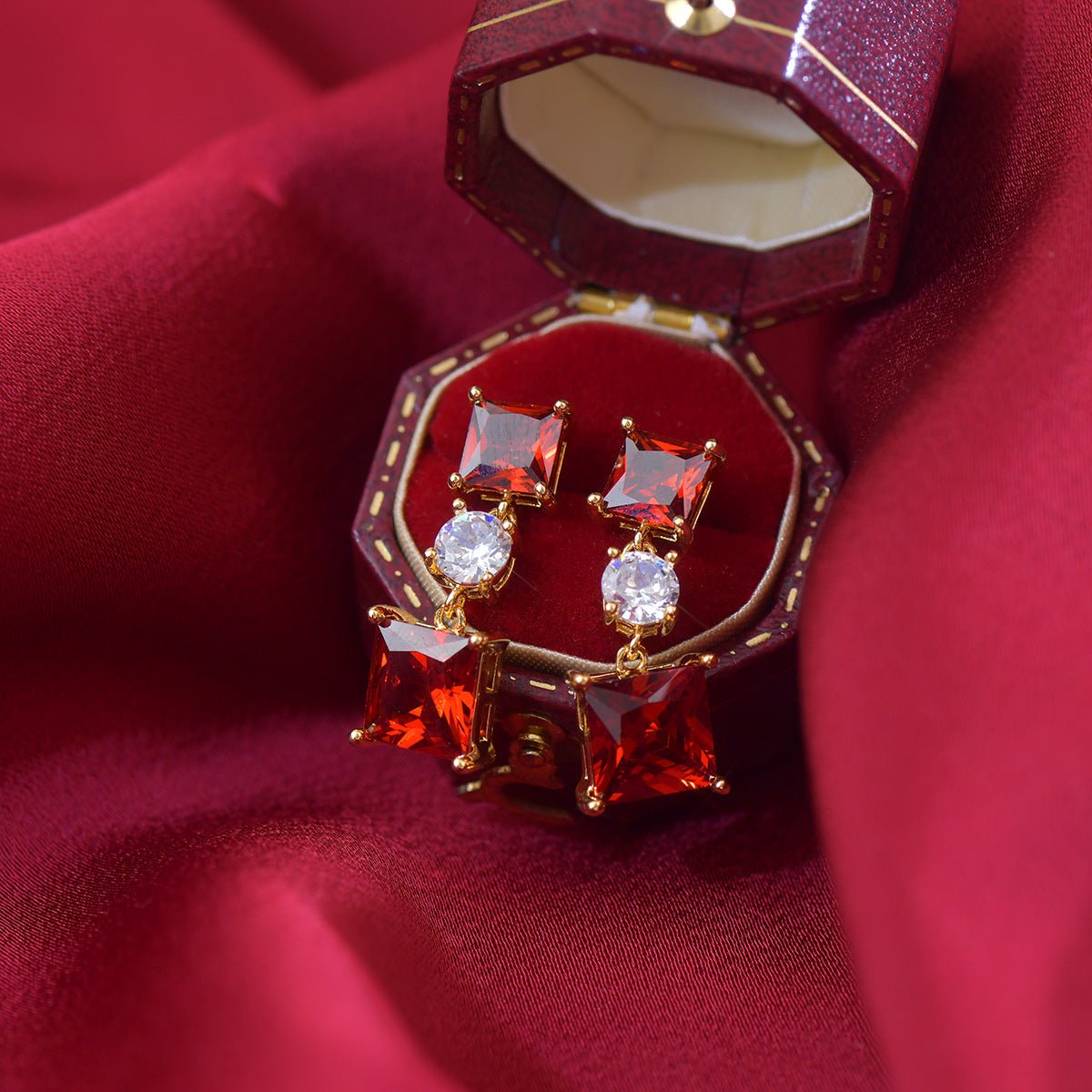 Rouge Princess Earrings
