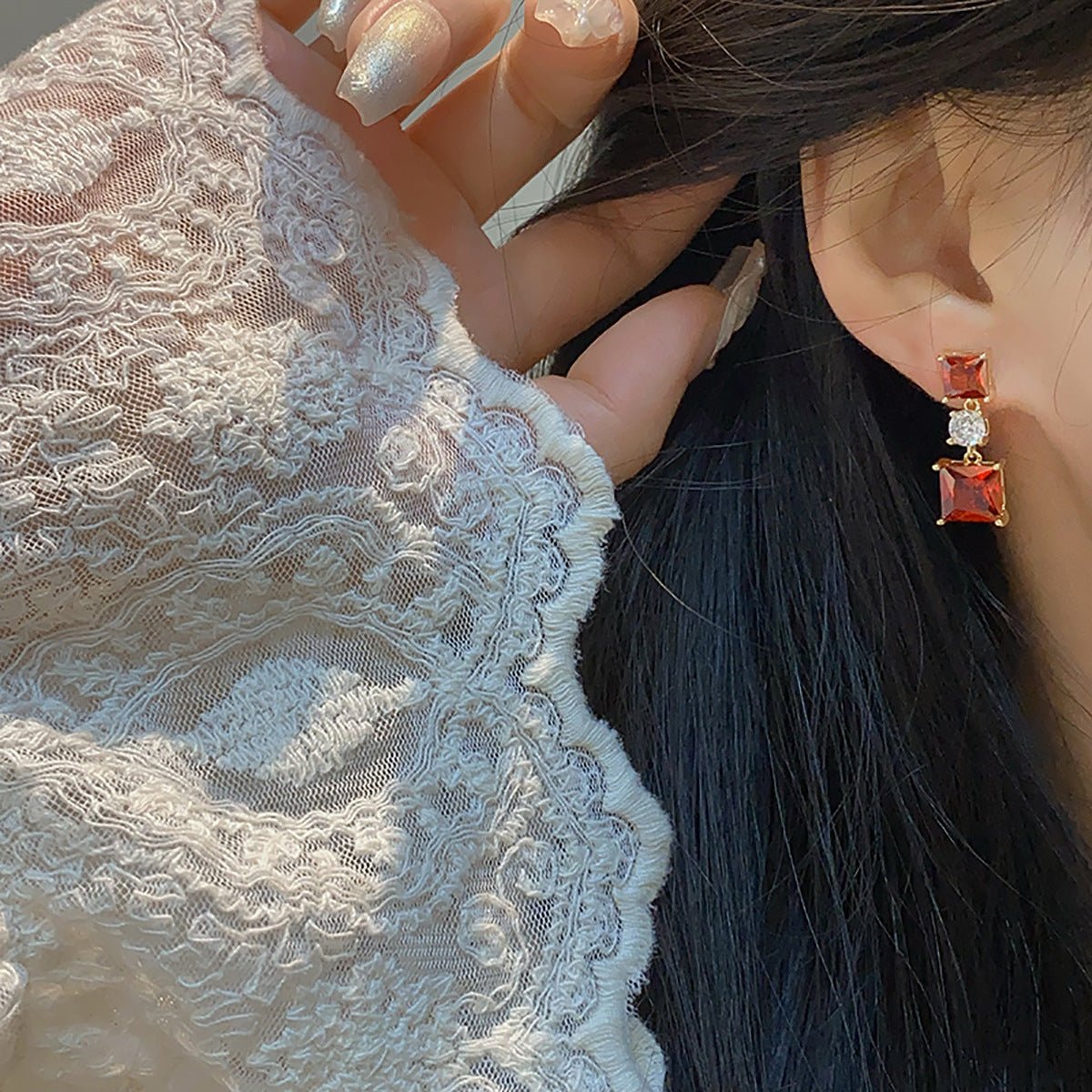 Rouge Princess Earrings