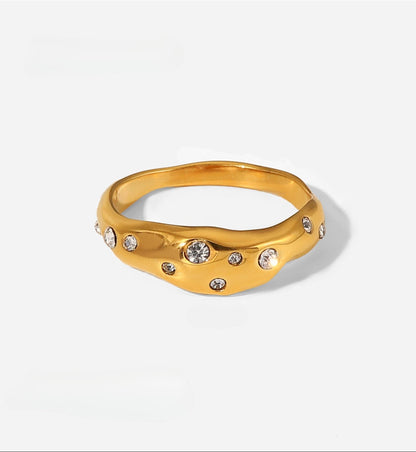 Luxe Bold Crystal Ring
