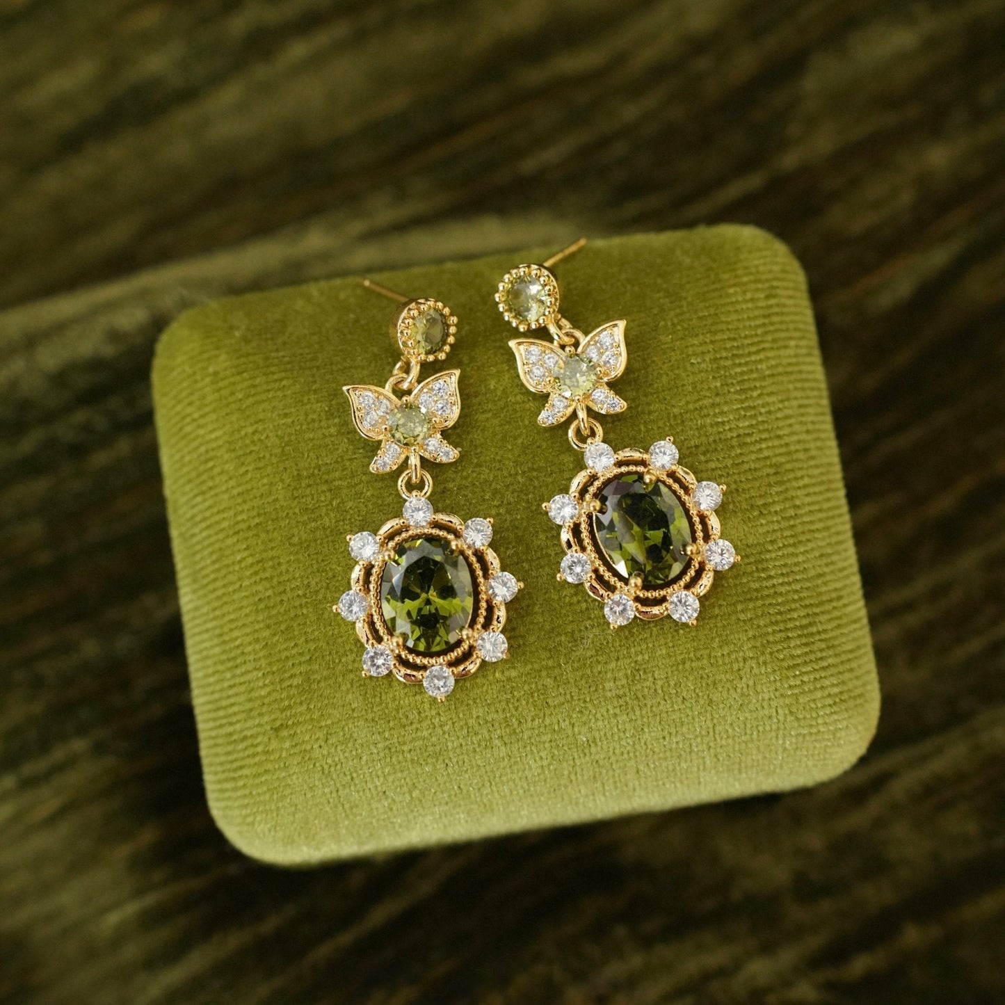 Verdant Flutter Earrings