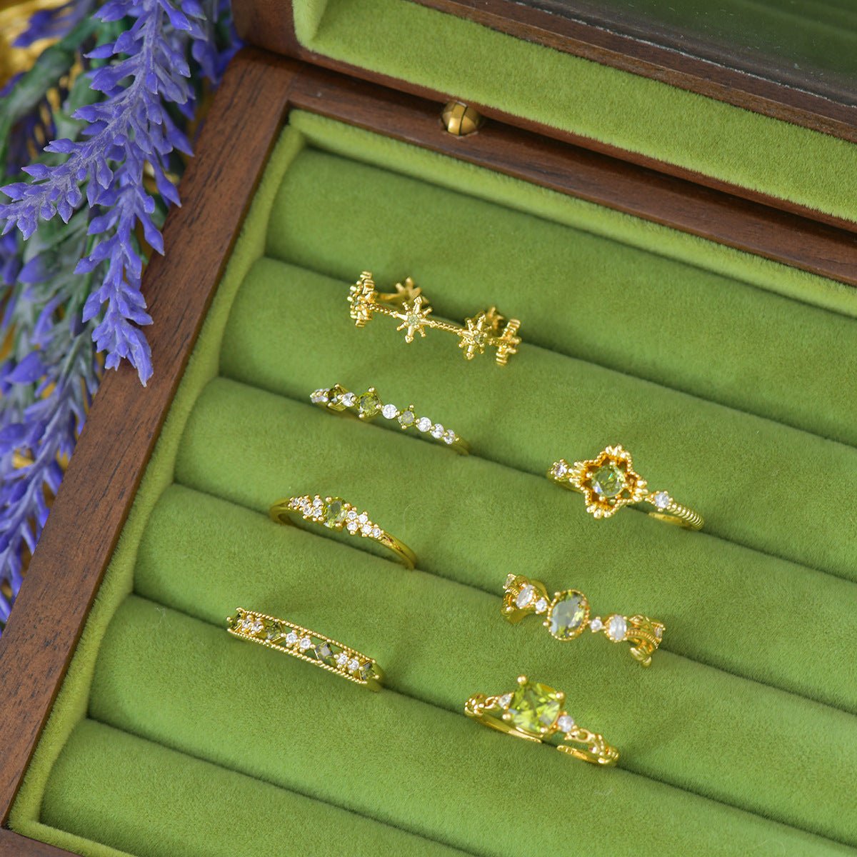 Verte Stardust Ring