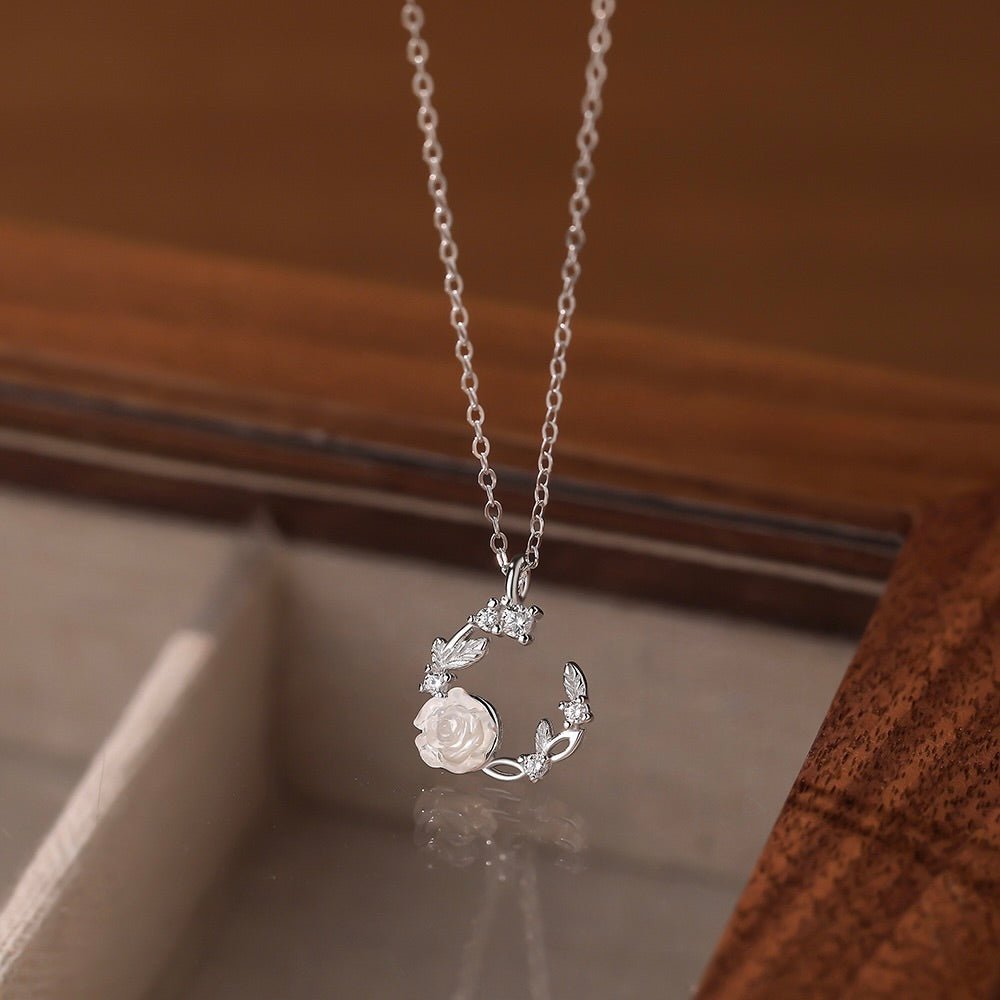 White Rose Necklace